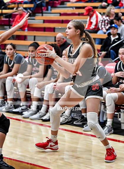 Thumbnail 3 in Esperanza @ Mater Dei (Nike Extravaganza) photogallery.