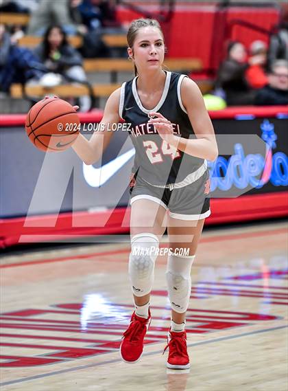 Thumbnail 3 in Esperanza @ Mater Dei (Nike Extravaganza) photogallery.