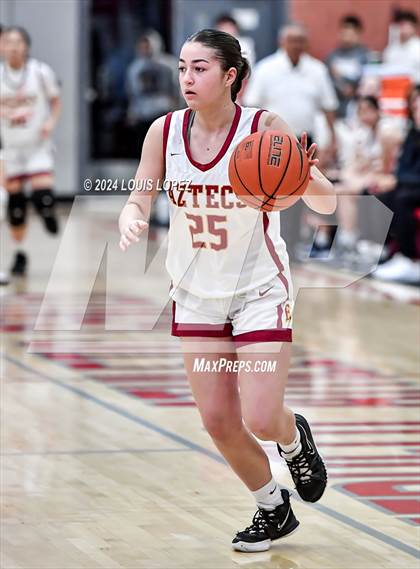 Thumbnail 1 in Esperanza @ Mater Dei (Nike Extravaganza) photogallery.