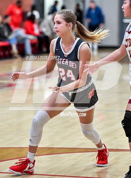 Thumbnail 2 in Esperanza @ Mater Dei (Nike Extravaganza) photogallery.