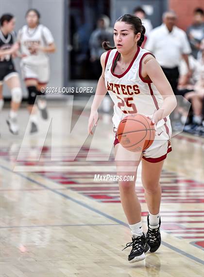 Thumbnail 3 in Esperanza @ Mater Dei (Nike Extravaganza) photogallery.