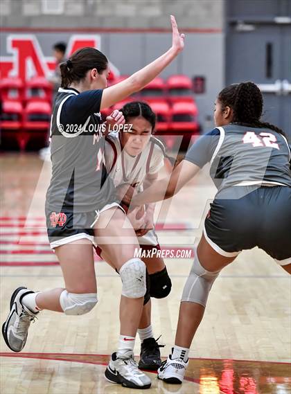Thumbnail 3 in Esperanza @ Mater Dei (Nike Extravaganza) photogallery.
