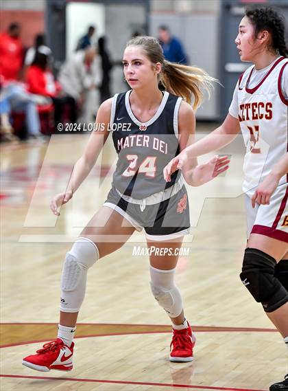 Thumbnail 1 in Esperanza @ Mater Dei (Nike Extravaganza) photogallery.
