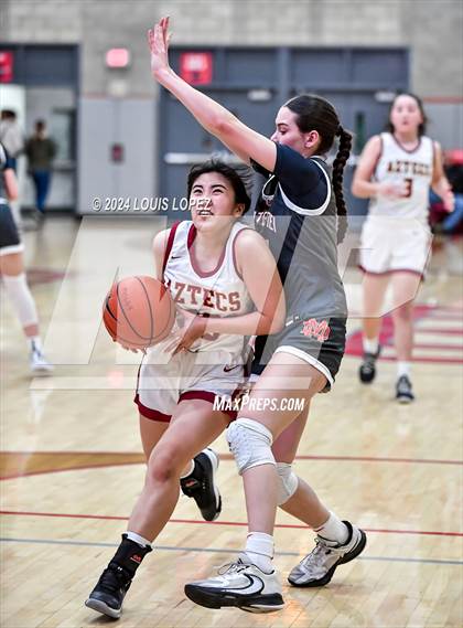 Thumbnail 3 in Esperanza @ Mater Dei (Nike Extravaganza) photogallery.