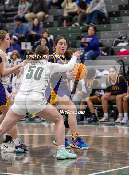 Thumbnail 2 in Fossil Ridge vs. Denver North (CHSAA 6A Round 1) photogallery.