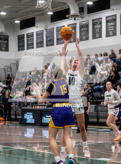 Thumbnail 3 in Fossil Ridge vs. Denver North (CHSAA 6A Round 1) photogallery.