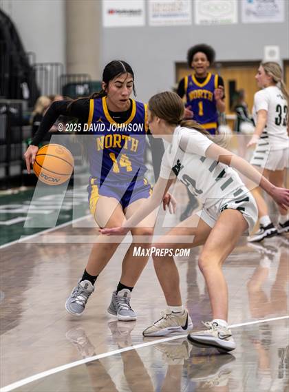 Thumbnail 3 in Fossil Ridge vs. Denver North (CHSAA 6A Round 1) photogallery.