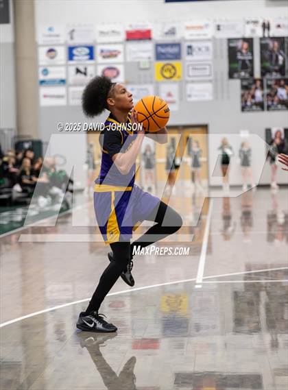 Thumbnail 3 in Fossil Ridge vs. Denver North (CHSAA 6A Round 1) photogallery.