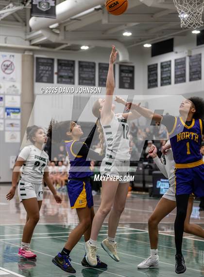 Thumbnail 3 in Fossil Ridge vs. Denver North (CHSAA 6A Round 1) photogallery.