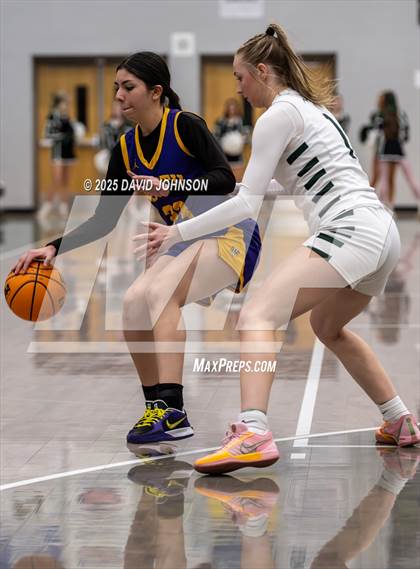 Thumbnail 2 in Fossil Ridge vs. Denver North (CHSAA 6A Round 1) photogallery.