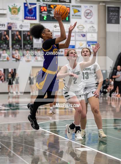 Thumbnail 2 in Fossil Ridge vs. Denver North (CHSAA 6A Round 1) photogallery.