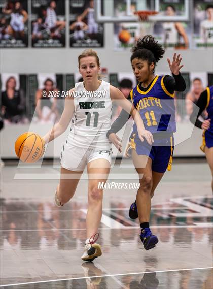 Thumbnail 2 in Fossil Ridge vs. Denver North (CHSAA 6A Round 1) photogallery.