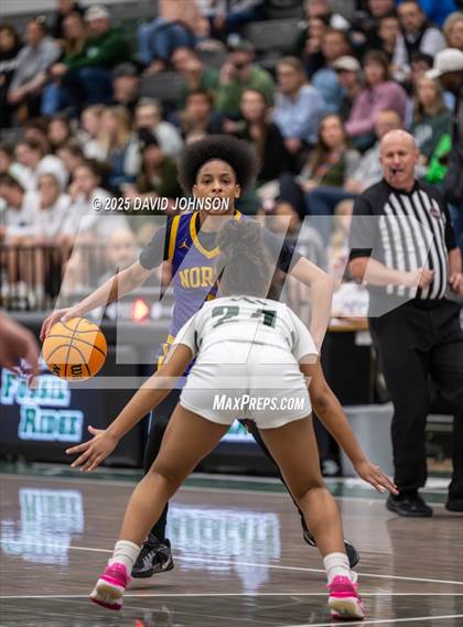 Thumbnail 2 in Fossil Ridge vs. Denver North (CHSAA 6A Round 1) photogallery.