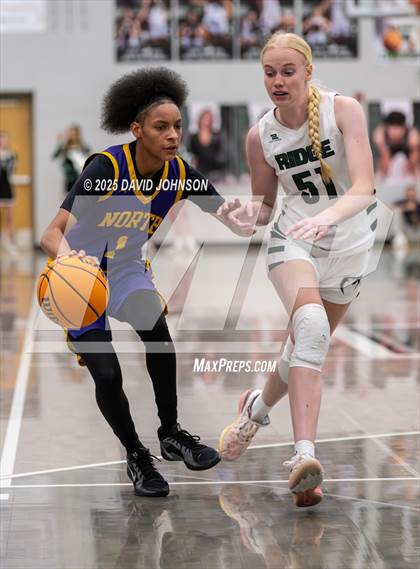 Thumbnail 2 in Fossil Ridge vs. Denver North (CHSAA 6A Round 1) photogallery.