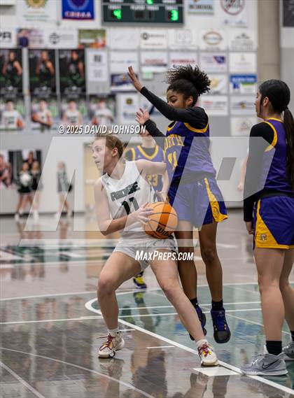 Thumbnail 2 in Fossil Ridge vs. Denver North (CHSAA 6A Round 1) photogallery.