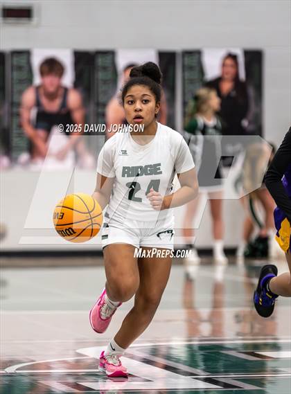 Thumbnail 2 in Fossil Ridge vs. Denver North (CHSAA 6A Round 1) photogallery.