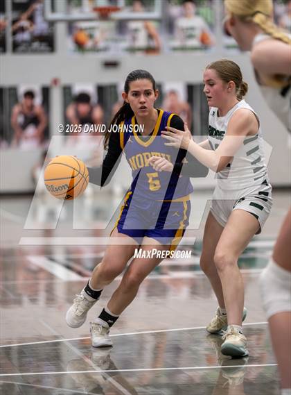 Thumbnail 3 in Fossil Ridge vs. Denver North (CHSAA 6A Round 1) photogallery.