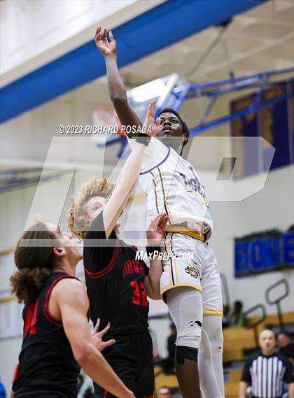 Thumbnail 2 in Centennial vs. Lemoore photogallery.