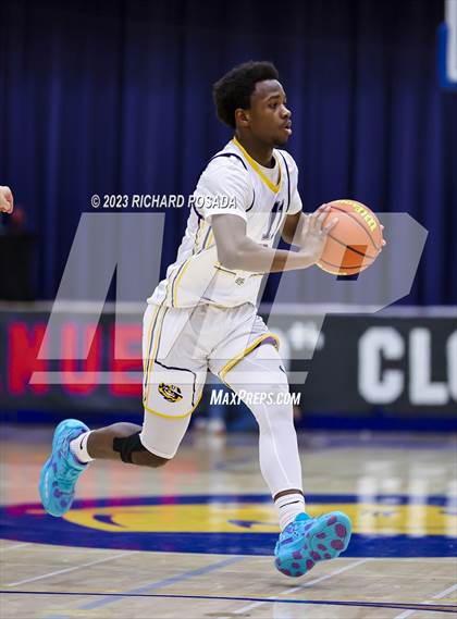 Thumbnail 3 in Centennial vs. Lemoore photogallery.