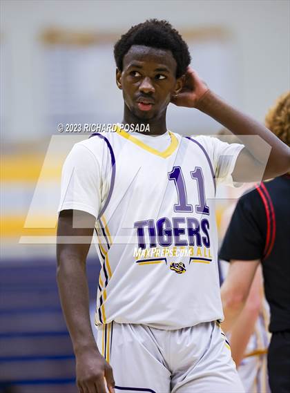 Thumbnail 2 in Centennial vs. Lemoore photogallery.