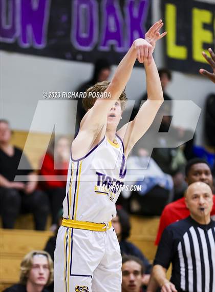 Thumbnail 2 in Centennial vs. Lemoore photogallery.