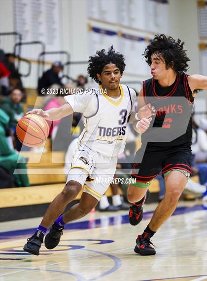 Thumbnail 3 in Centennial vs. Lemoore photogallery.