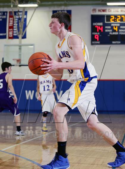 Thumbnail 3 in Johnsonburg vs. Coudersport (District IX A Quarter Final) photogallery.