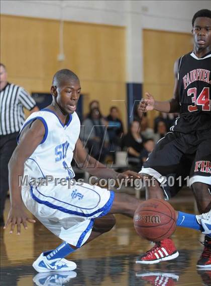 Thumbnail 3 in Fairfield vs. Sierra photogallery.