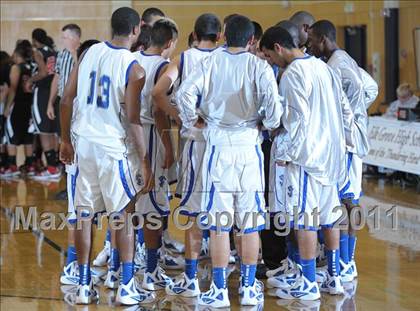 Thumbnail 2 in Fairfield vs. Sierra photogallery.