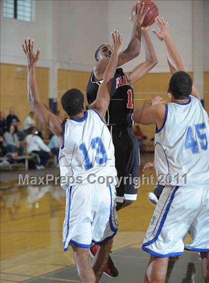 Thumbnail 1 in Fairfield vs. Sierra photogallery.