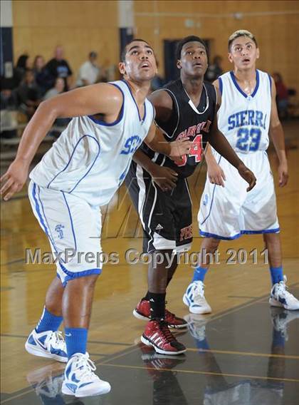 Thumbnail 2 in Fairfield vs. Sierra photogallery.