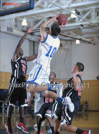 Thumbnail 1 in Fairfield vs. Sierra photogallery.