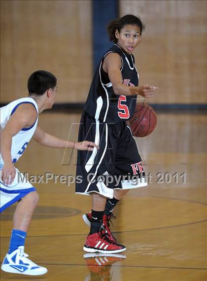 Thumbnail 2 in Fairfield vs. Sierra photogallery.
