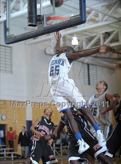 Thumbnail 2 in Fairfield vs. Sierra photogallery.