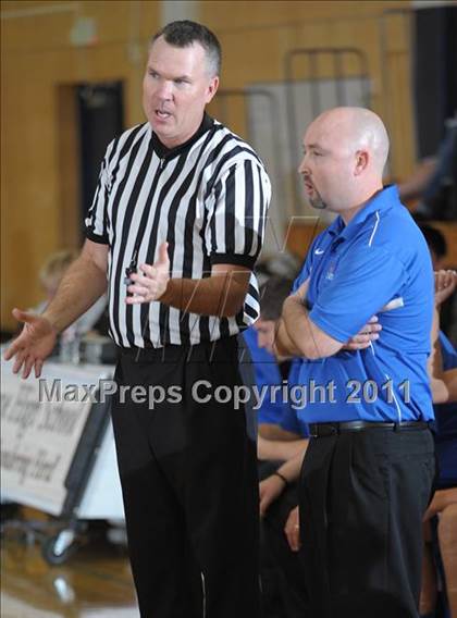 Thumbnail 1 in Fairfield vs. Sierra photogallery.