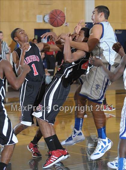 Thumbnail 1 in Fairfield vs. Sierra photogallery.