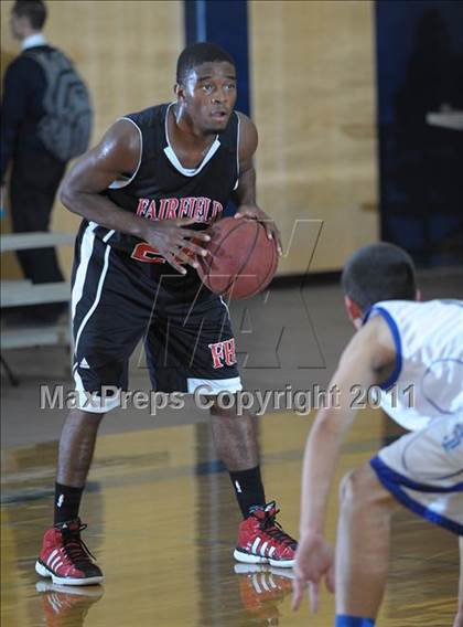 Thumbnail 3 in Fairfield vs. Sierra photogallery.