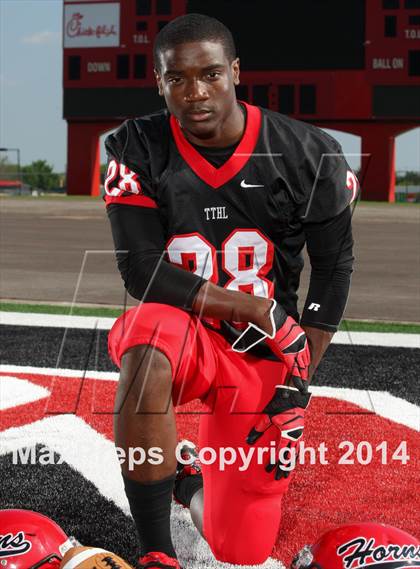 Thumbnail 3 in Cedar Hill (2014 Preseason Top 25 Photo Shoot)  photogallery.