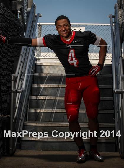Thumbnail 2 in Cedar Hill (2014 Preseason Top 25 Photo Shoot)  photogallery.
