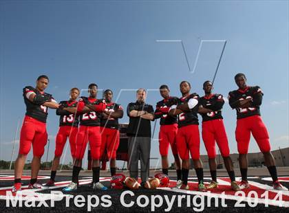 Thumbnail 3 in Cedar Hill (2014 Preseason Top 25 Photo Shoot)  photogallery.