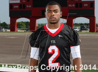 Thumbnail 3 in Cedar Hill (2014 Preseason Top 25 Photo Shoot)  photogallery.
