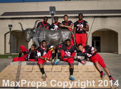Thumbnail 2 in Cedar Hill (2014 Preseason Top 25 Photo Shoot)  photogallery.