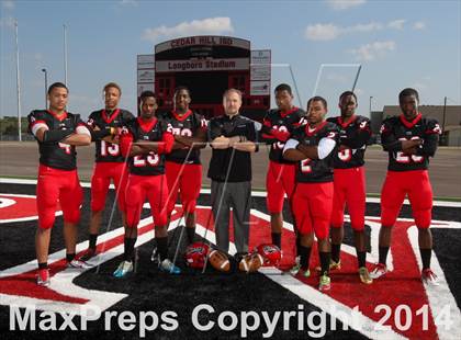 Thumbnail 1 in Cedar Hill (2014 Preseason Top 25 Photo Shoot)  photogallery.