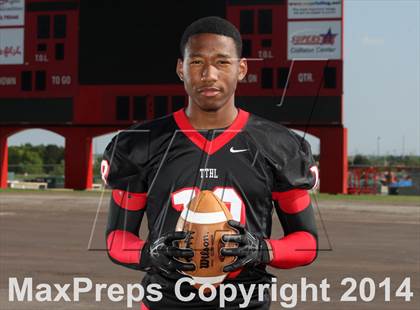 Thumbnail 1 in Cedar Hill (2014 Preseason Top 25 Photo Shoot)  photogallery.