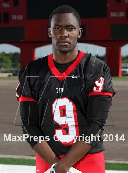 Thumbnail 3 in Cedar Hill (2014 Preseason Top 25 Photo Shoot)  photogallery.