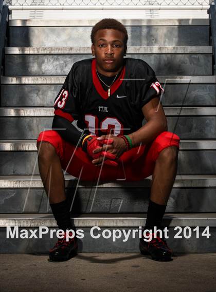 Thumbnail 1 in Cedar Hill (2014 Preseason Top 25 Photo Shoot)  photogallery.
