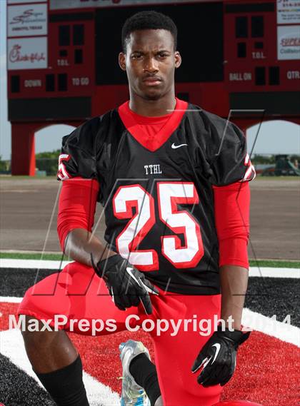 Thumbnail 1 in Cedar Hill (2014 Preseason Top 25 Photo Shoot)  photogallery.