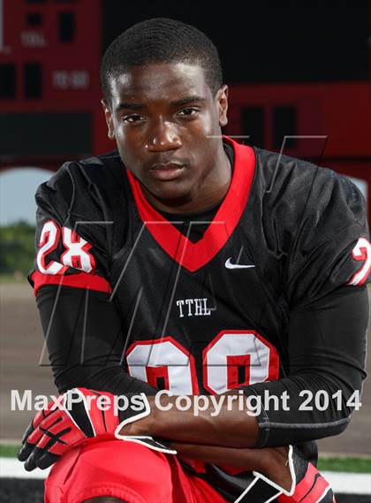Thumbnail 2 in Cedar Hill (2014 Preseason Top 25 Photo Shoot)  photogallery.