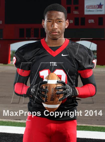 Thumbnail 3 in Cedar Hill (2014 Preseason Top 25 Photo Shoot)  photogallery.