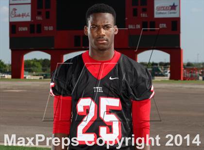 Thumbnail 1 in Cedar Hill (2014 Preseason Top 25 Photo Shoot)  photogallery.